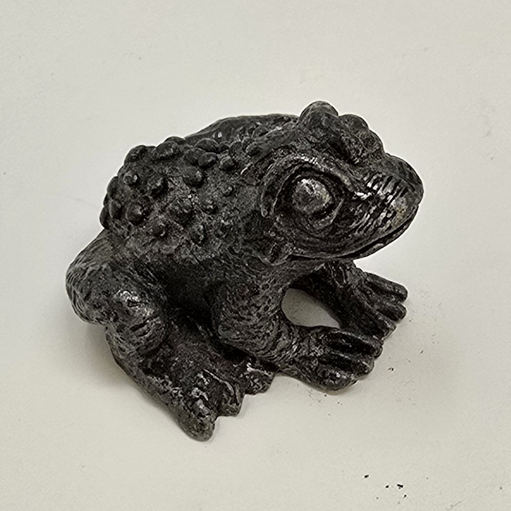 Vintage‎ miniature pewter frog figurine spotted whimsical toad dollhouse